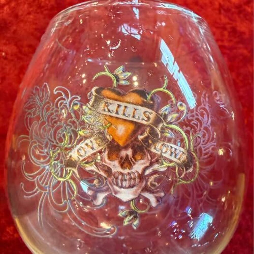 Ed Hardy 'Love Kills Slowly' Wine Glass